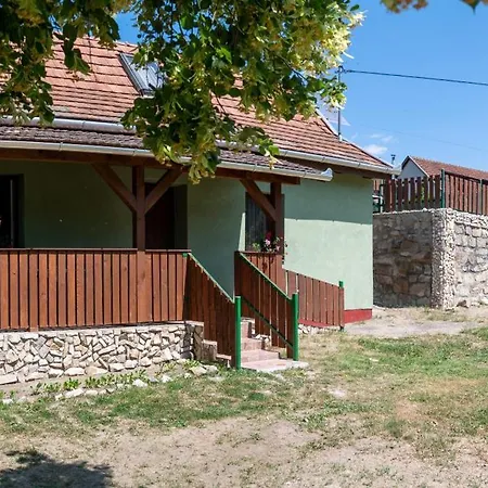 Tarnapartman Sirok